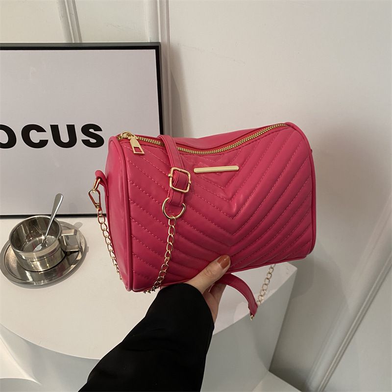 Solid color casual chic 2025 new style fashionable, elegant, simple, casual and individual chain single-shoulder crossbody small square women's bag