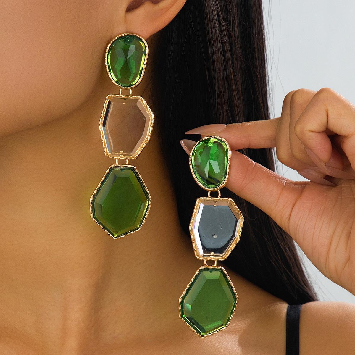 Bohemian 3-Tier Green & Clear Resin Drop Earrings, 10cm Long Gold Plated Statement Dangle Earrings, Geometric Layered Earrings for Women, Lightweight Fashion Jewelry
