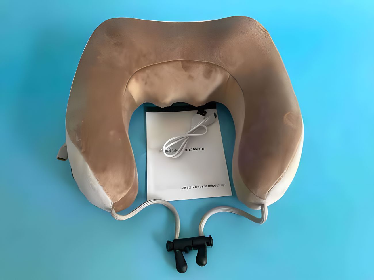 Kneading clip trapezius muscle kneading massage shawl cervical spine massage instrument neck knocking car household electric U-shaped pillow