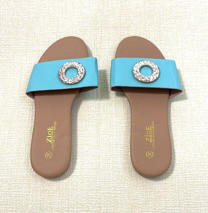Womens Easy Wear Slip-on Flat Heel Gold Ring Design Outdoor Fashion Sandals Slippers