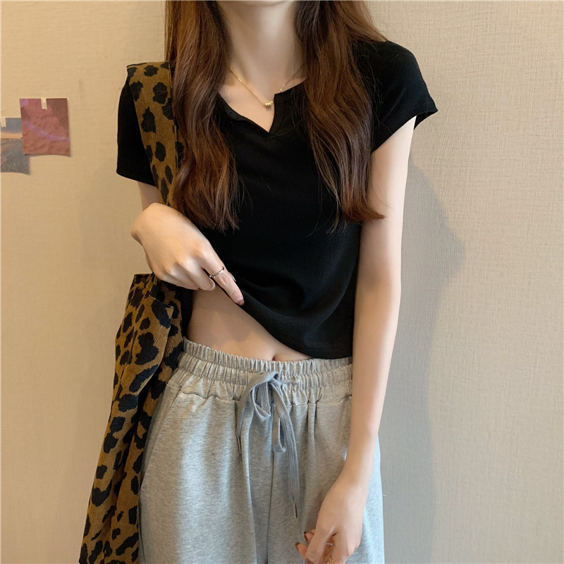 165 Women's Design Sense Slim Casual T-shirt Short Sleeves