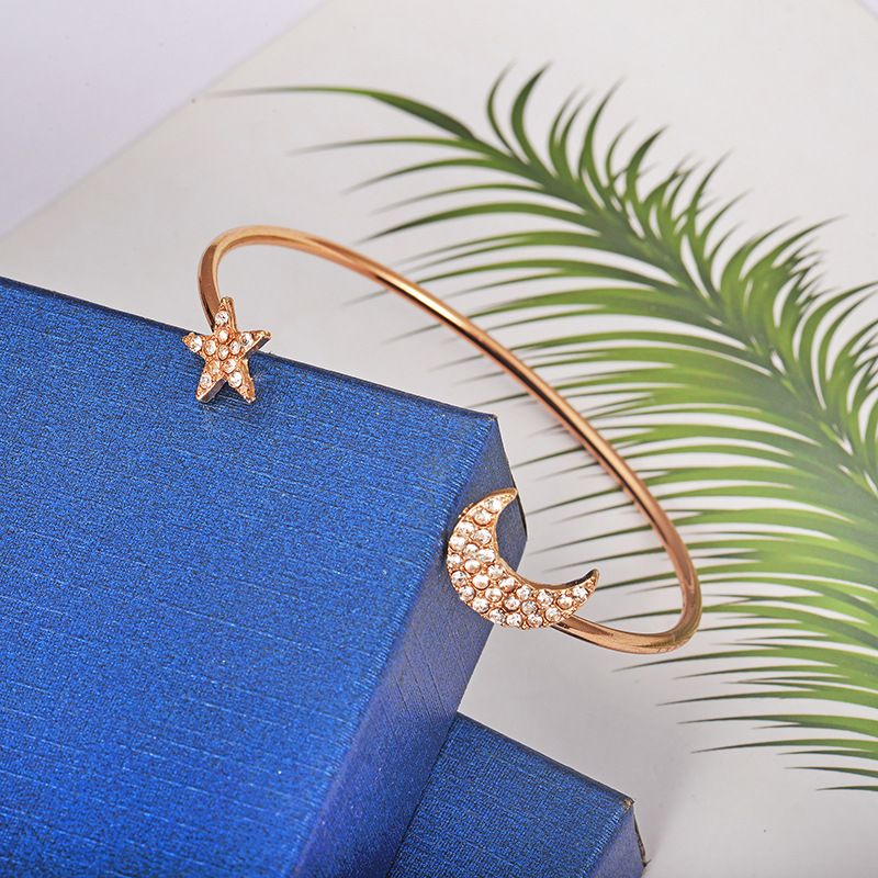 4pcs/Set Vintage Fashion Charm Star Moon Bracelet for Women Personality Gold-plated Stainless Steel Bracelet Punk Jewelry Sets