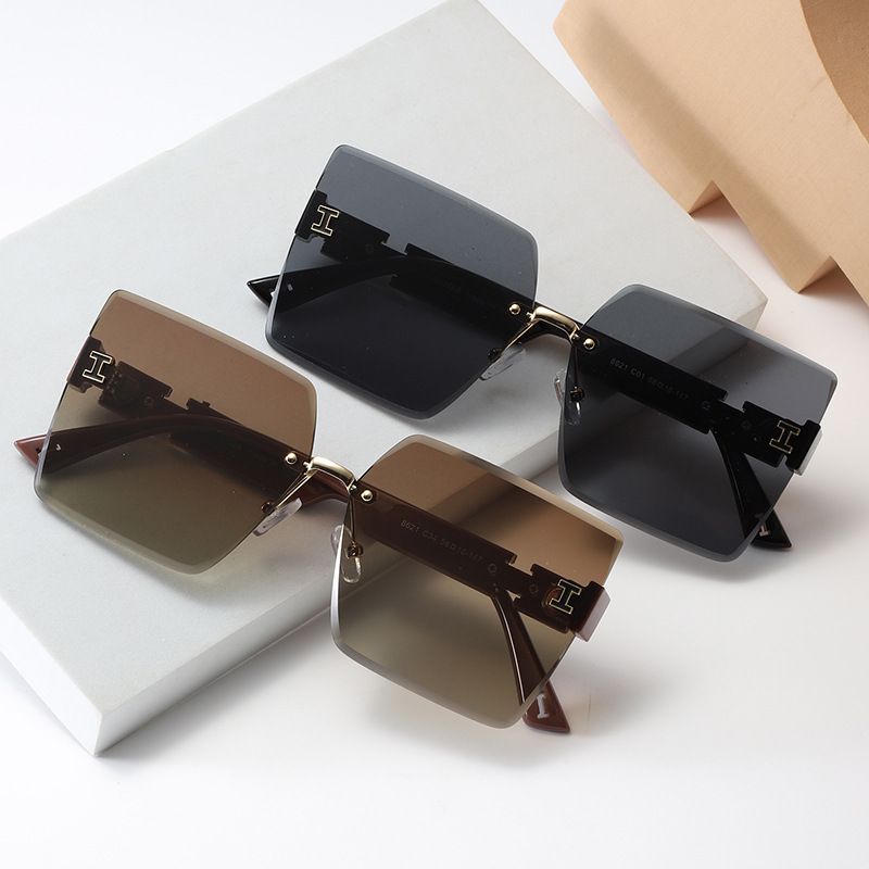 YD-8621 Men's and Women's Fashion UV Blocking Sunglasses, Square Frame Sunglasses