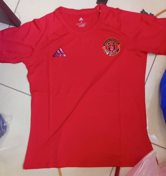 Manchester United Red Regular Size T-Shirts for Men