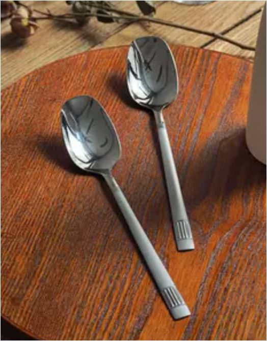 Household Stainless Steel Eating Soup Spoon Long Handle Dessert Spoon 
