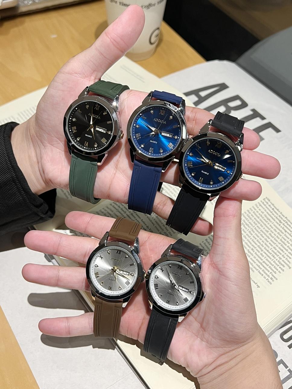 Classic Business‑Casual Men Wrist Watch, Pointed Crystal Glass Dial Window, Soft Silicone Strap, Dual Date & Day Calendar Display, Stylish Analog Wristwatch for Daily Office Work and Casual Occasions.
