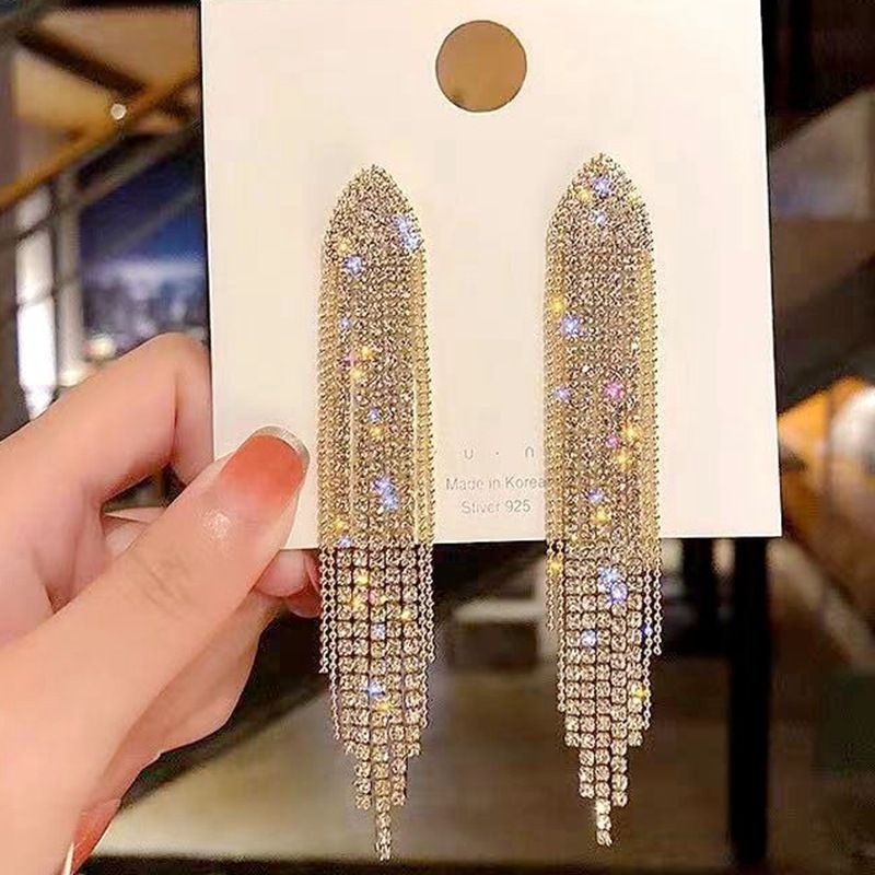 Stylish long temperament tassel rhinestone earrings for women 925 Silver Needle tidal Manifold earrings 470