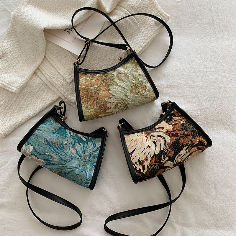 3-910-1 Retro Classic Embroidered Oil Painting Pattern Clutch Underarm Shoulder Bag HandBag with Zipper Closure for Women