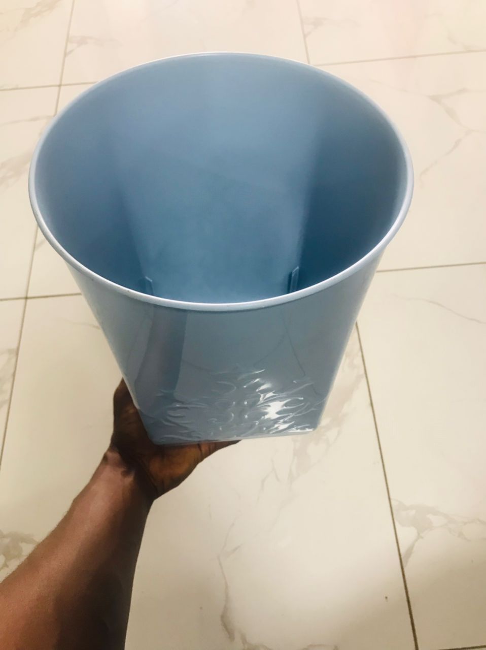 Round Disposable Plastic  Bin 7L