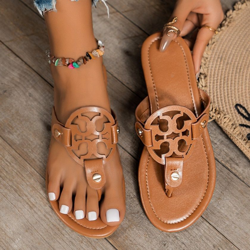 Women's Cutout Logo Flat Thong Sandals, Casual Summer Flip-Flop Style Slide Slippers, Comfortable Open-Toe Beach Shoes, 3 Colors Available, EU Size 36-41
