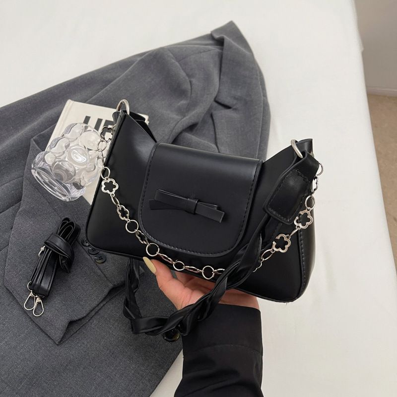 Women Underarm Handbag, Fashion Niche Design Single Shoulder Crossbody Bag Ladies Red Small Square Bag
