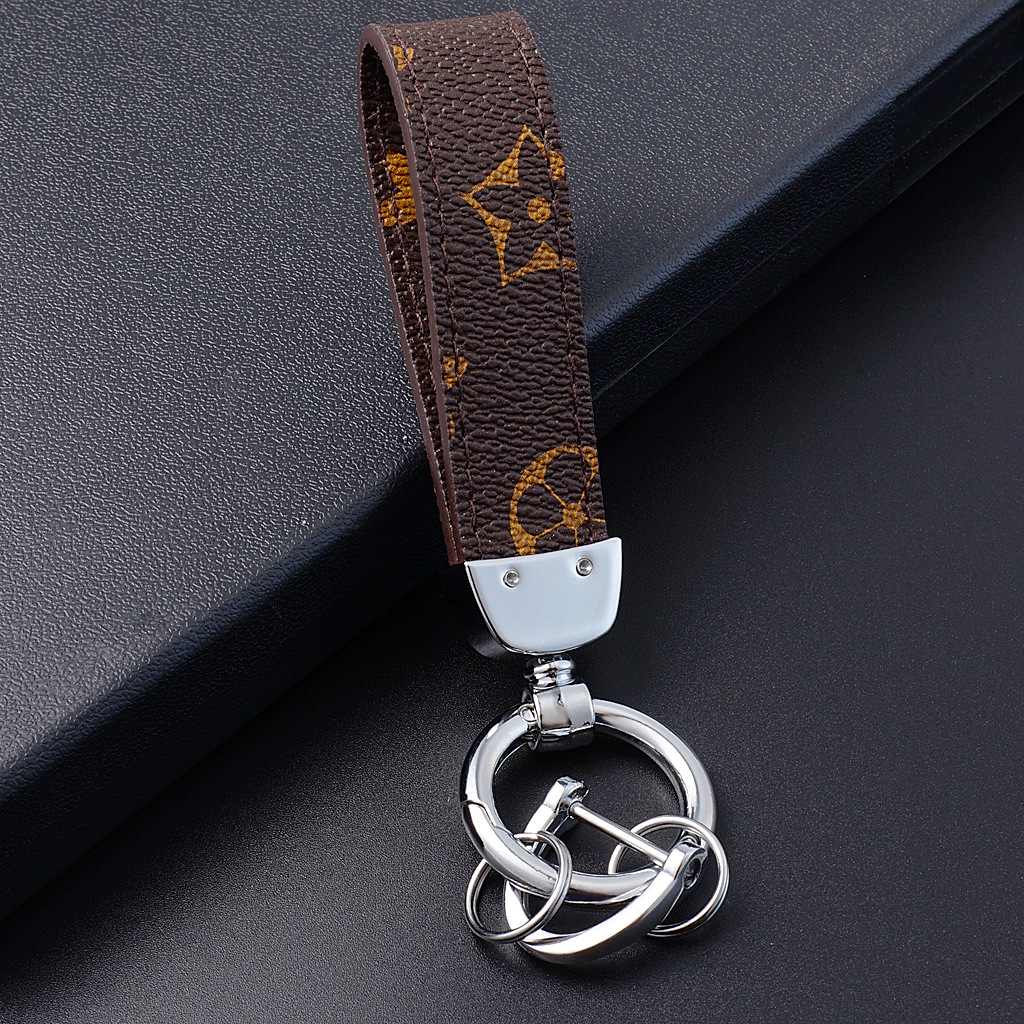 New PU Leather Mouse Keychain Female Fashion Tassel Hair Ball Wild Bag Pendant3