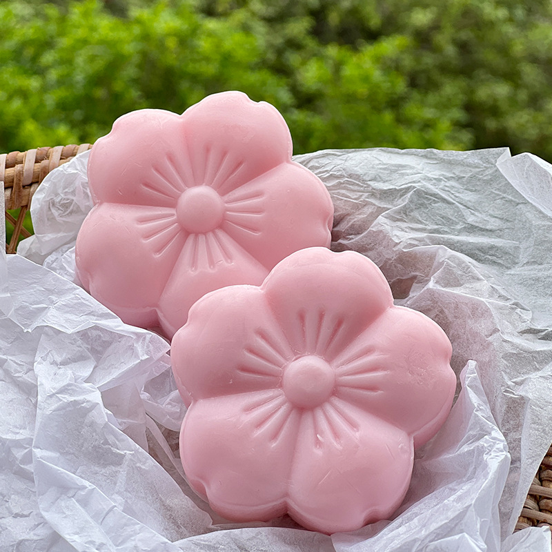 Cherry Blossom perfume Soap CRRshop free shipping hot sale new Plant cherry blossom perfume soap, oil control, refreshing fragrance, bath soap, face washing, makeup removal, and fragrance retaining hand soap