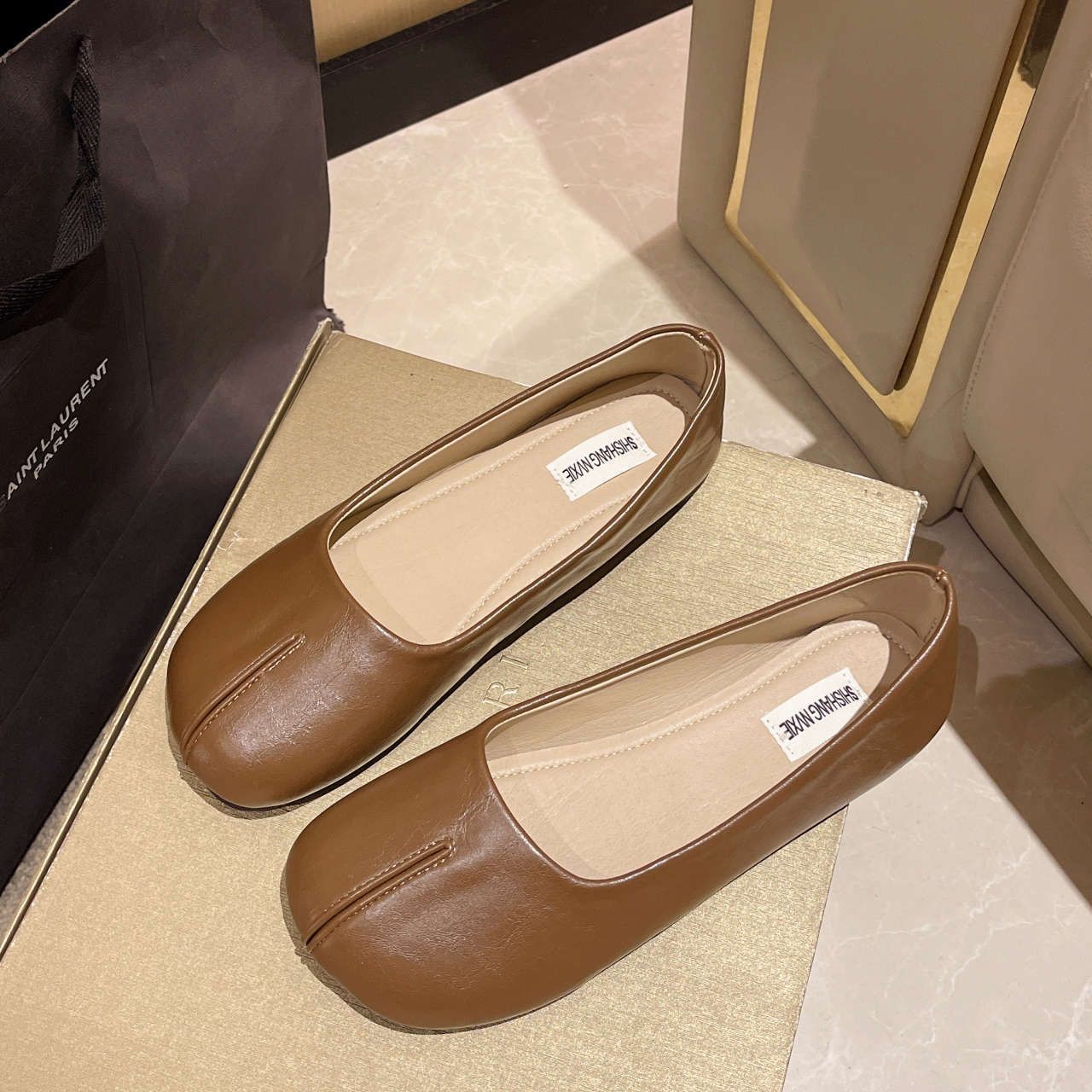 Women's Soft Leather Slip-On Flats - Breathable Comfort, Chic Design for Casual & Daily Wear
