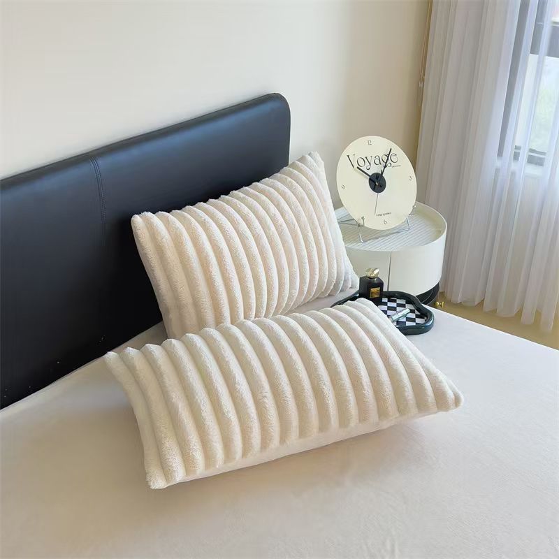 White Throw Blanket for Couch - GentleSoft Cozy Soft Blankets for Women, Cute Small Rabbit Fur Fabric Throws for Girls, Off White, 150*200cm