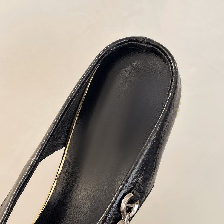 High-heeled women 2025 summer new pointy half bag thick heel sandals female bag head low heel shallow mouth all build slippers