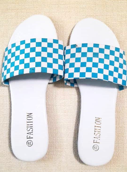 Trending Couple Design Popular Slides women factory flat sandals Slide Slippers
