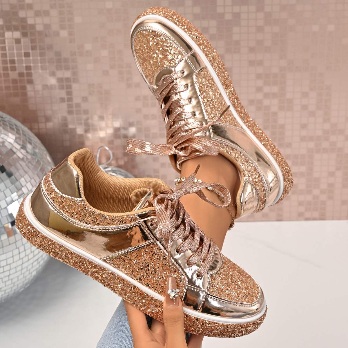2025 Autumn New Style Sequined Lace-Up Platform Low-Top Shoes Women's Plus Size Fashion Casual Sneakers