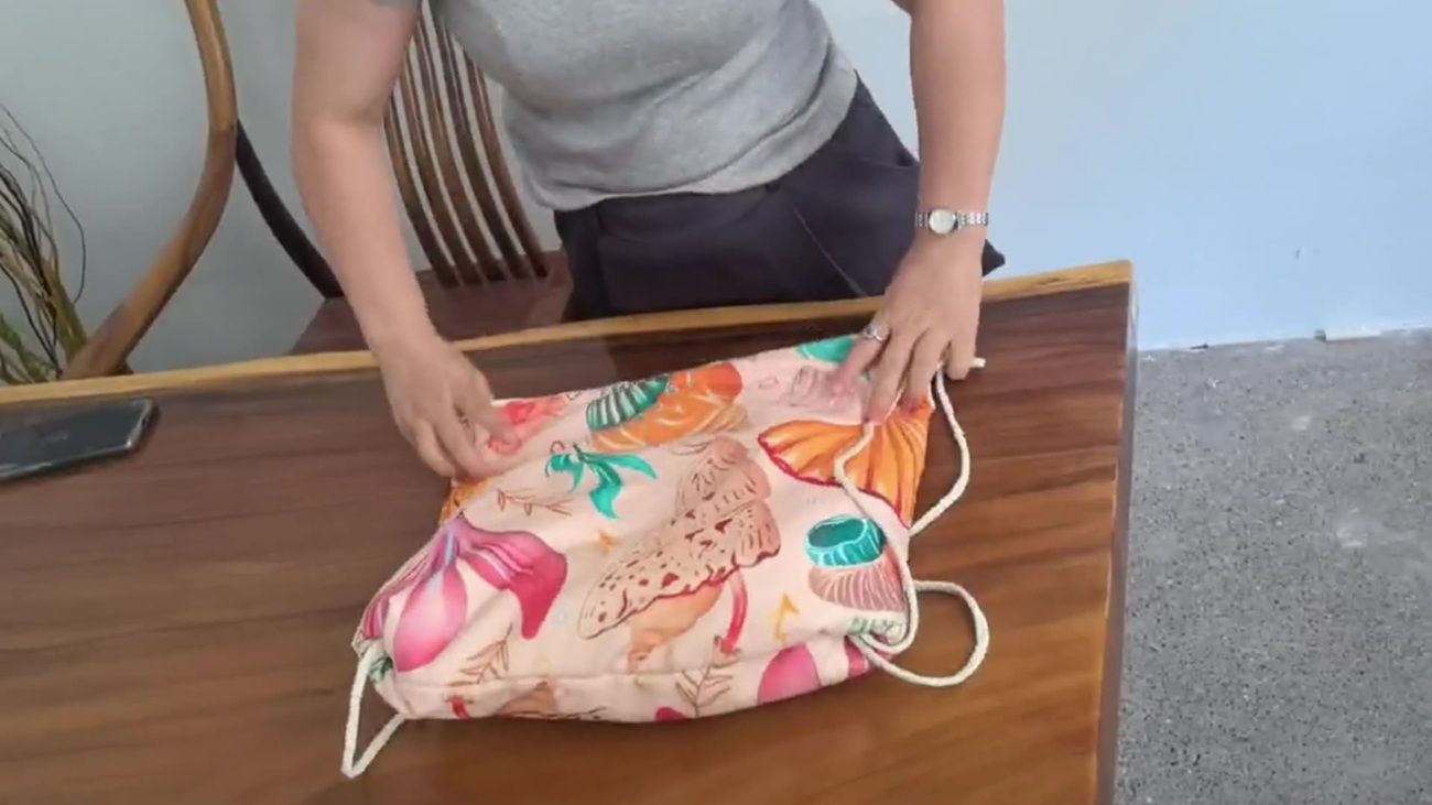 2 - in - 1 foldable beach towel, printed bath towel, all - in - one beach towel with a storage bag that can be folded and stored