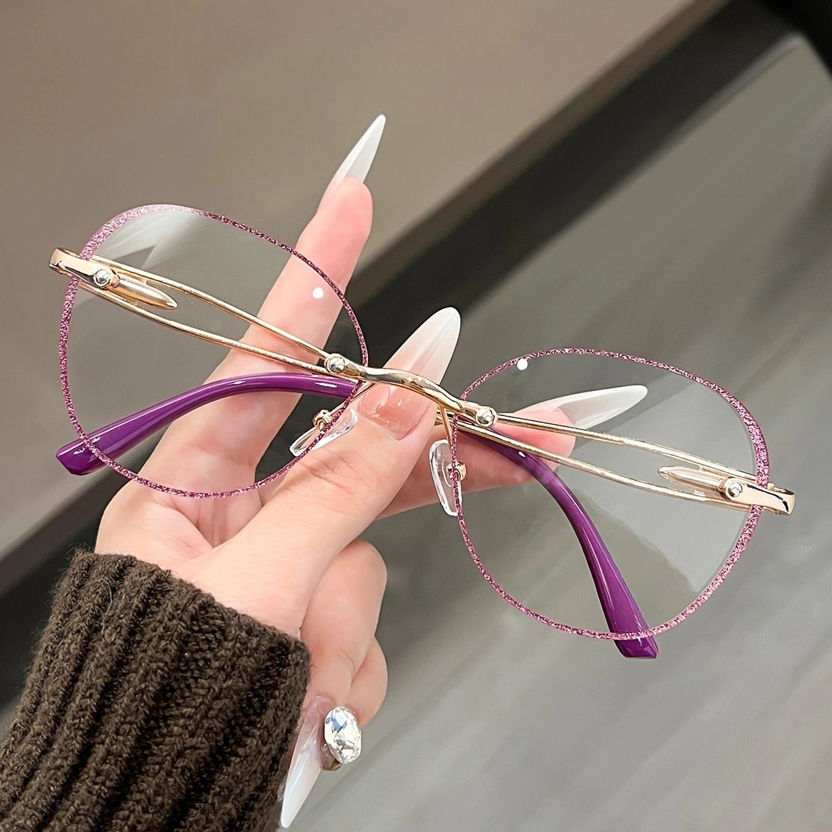 Women Luxury Frameless Reading Glasses, HD Clear Anti-Blue Light Presbyopic Eyewear, Comfortable No Dizziness Design, Stylish Ultra-Light Daily Eye Protection Shades