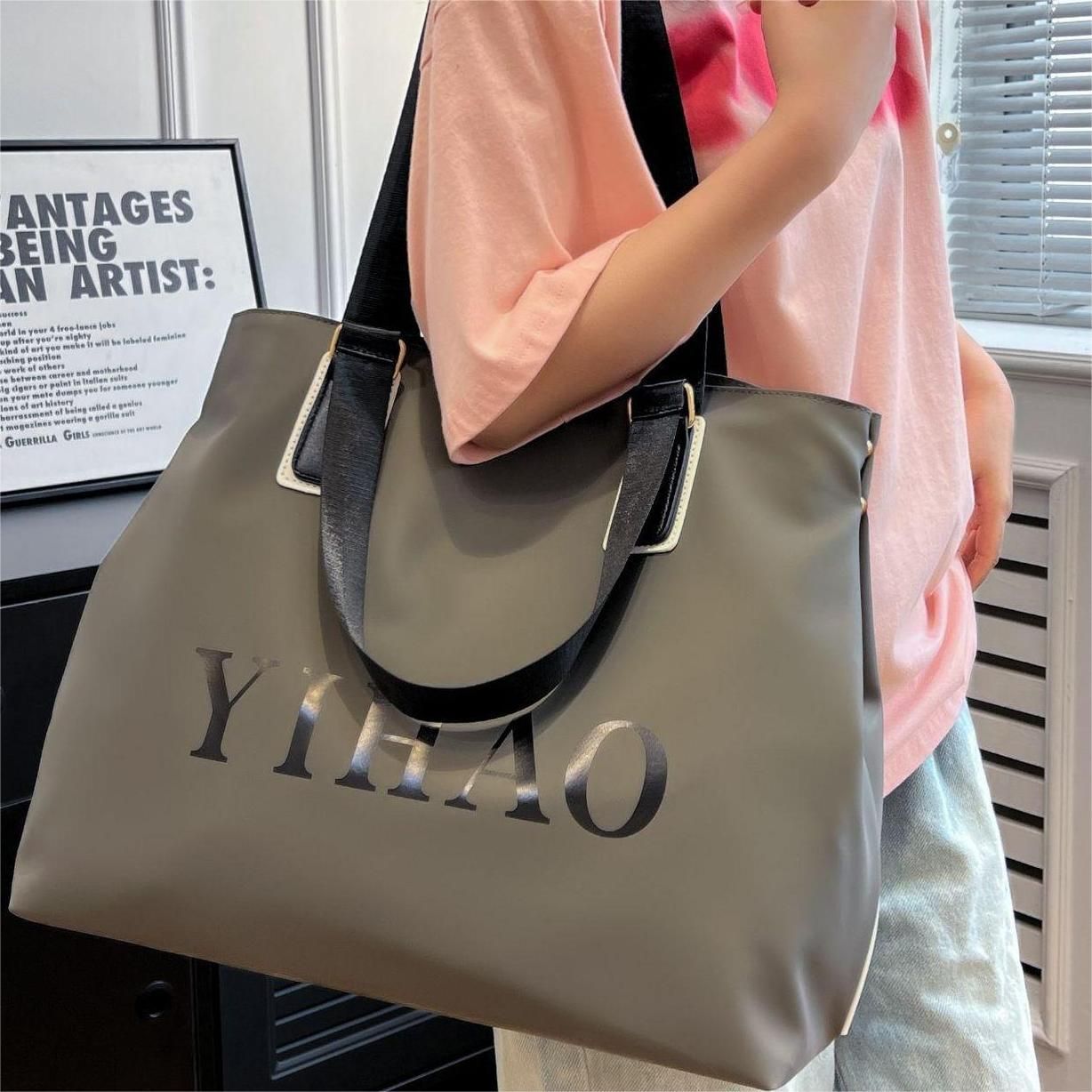 1006 Women's New Large Capacity Short Distance Luggage Bag Solid Color Letter Shoulder Bag