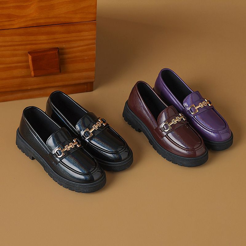Thick soled small leather shoes women British wind 2024 spring and autumn new chain retro single shoes women slip-on loafers women 24111706