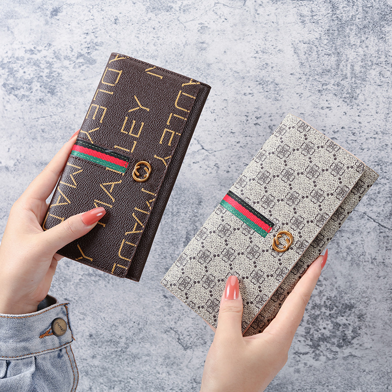 953 Women's New Fashion Print Long Folding Handbag Letter Magnetic Clasp Wallet