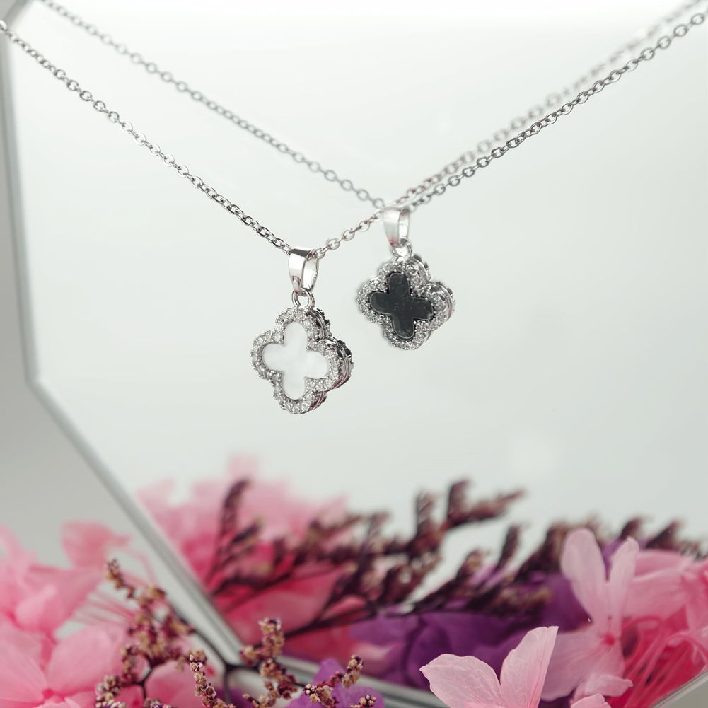 2 Side Crystal Clover Necklace for Women 18K Gold Plated Stainless Steel Four Leaf Lucky Pendant Black & White Cubic Zirconia Jewelry for Mother and Daughter