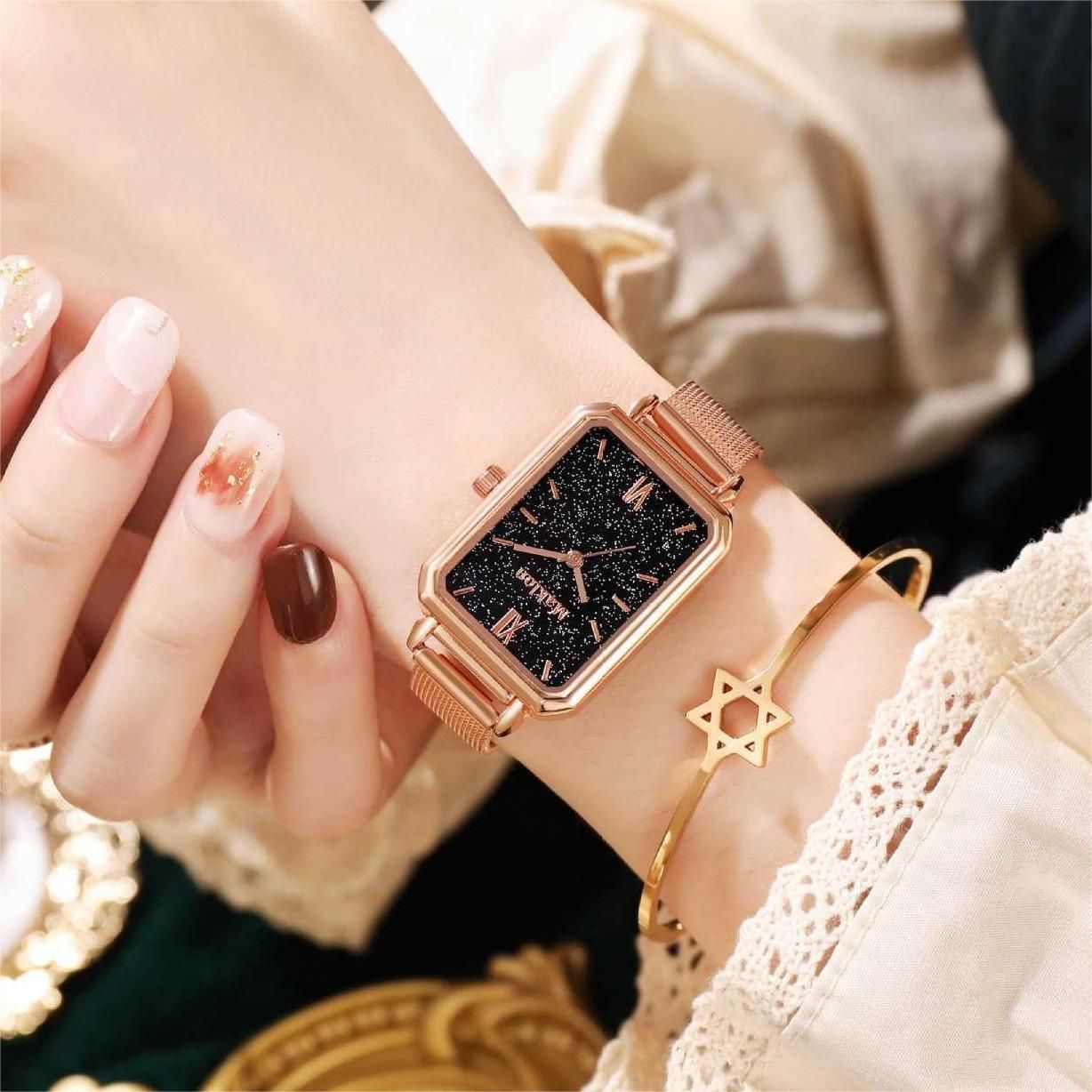 Women's Retro Rectangular Watch Mesh Strap Quartz Watch