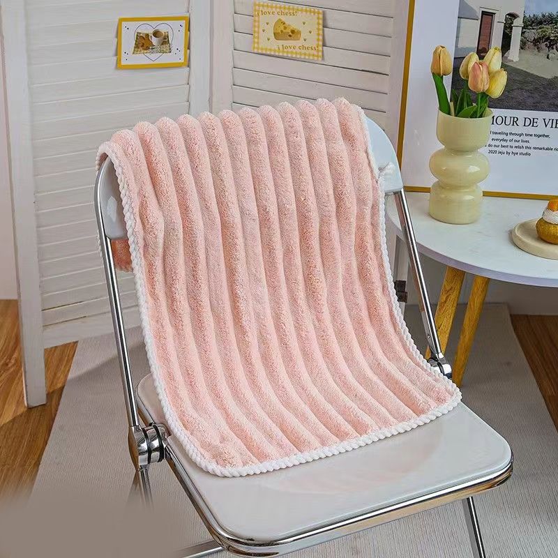 Extra Large Bath Towels 70 x 140 CM,30 x 60 CM, Coral Fleece, Larger & Lighter Weight, Quicker to Dry, Super Soft and Absorbent, Perfect for Bathroom, Pink