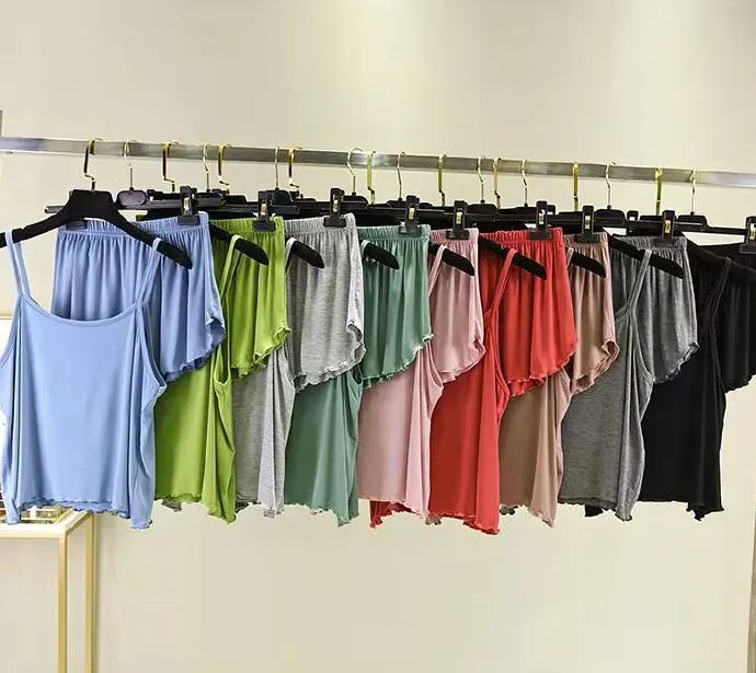 SL Women's Sleepwear Pajamas Leisure Wear ladies camisole Loose Home Suits tops+trousers (Pack of 2)