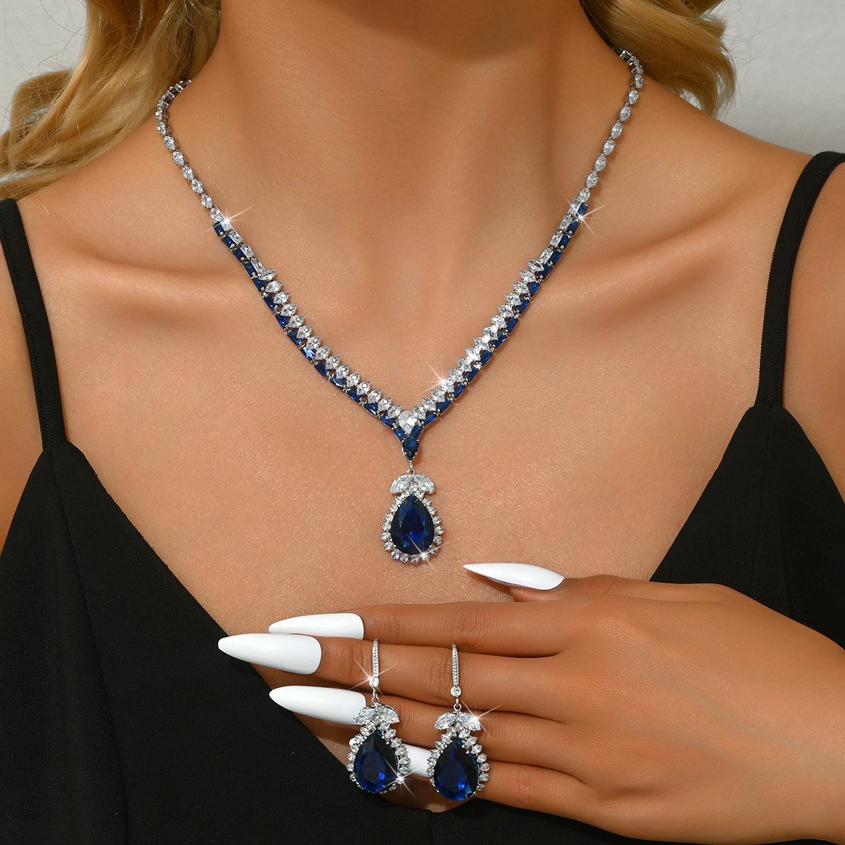 Trendy 2-Piece Teardrop Zircon Jewelry Set, Adjustable 47cm Collarbone Necklace with Halo-Set Pendant and Matching Hook Drop Earrings, 4 Vibrant Color Options, Chic Women Formal Accessories, Glam Ornaments for Wedding Banquet Evening Gown Prom Cocktail Events Elegant Female Holiday Presents
