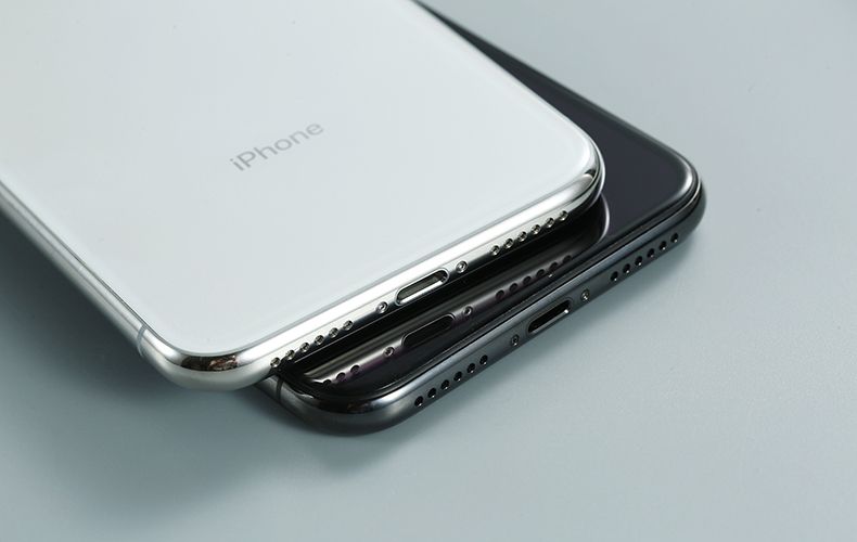 Apple iPhone XS 5.8" Super Retina Display (Refurbished)