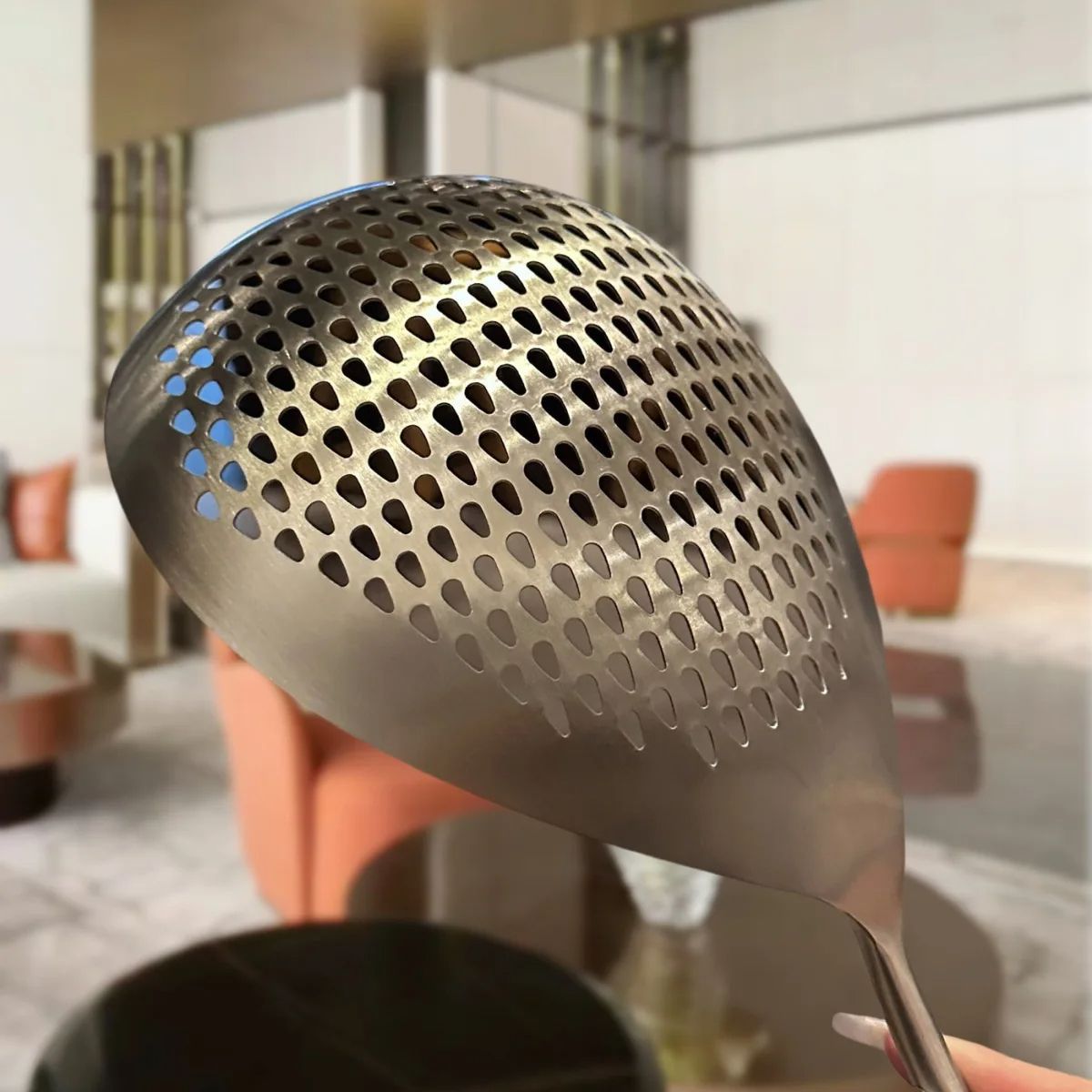 304 Food grade stainless steel large slotted spoon Kitchen food Strainer Large slotted spoon for extracting food