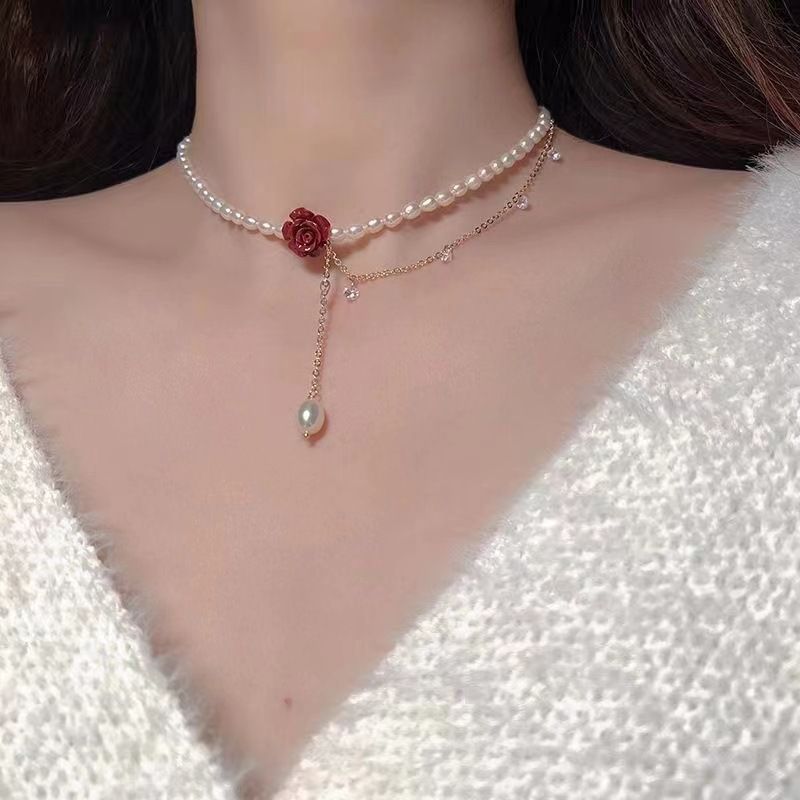 Various styles of fashion new pearl party necklace fashion high-end temperament clavicle chain net celebrity necklace clavicle chain niche dress accessoriesRed Rose Pearl Necklace