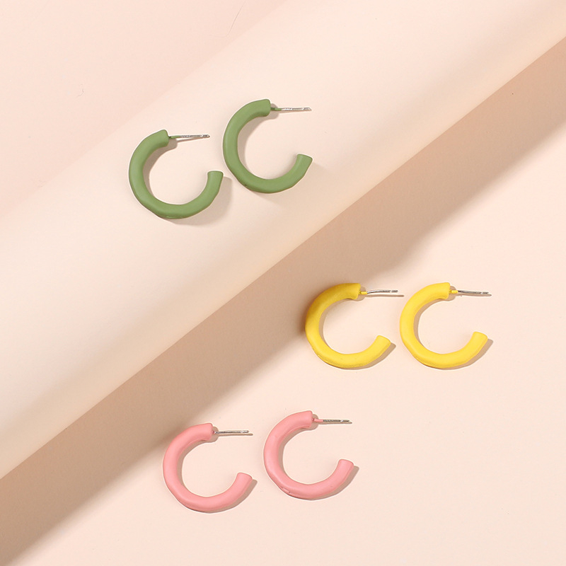 C-shaped simple girls' fun Earrings candy color women's fashion temperament Circle Earrings