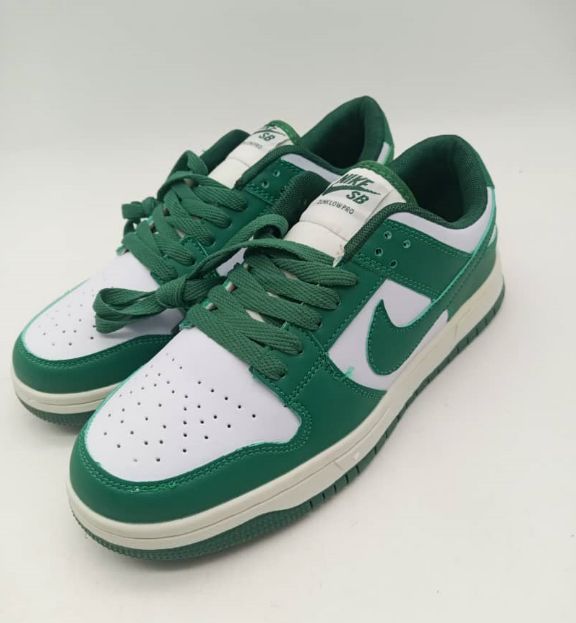 Nike Dunk Low Green- Slip-resistant