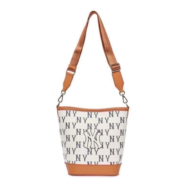 MLB Retro Vintage Flower Bucket Bag NY Full Label Embroidered Bucket Bag Single Shoulder Crossbody Bag Men's and Women's Versatile Casual Bag 