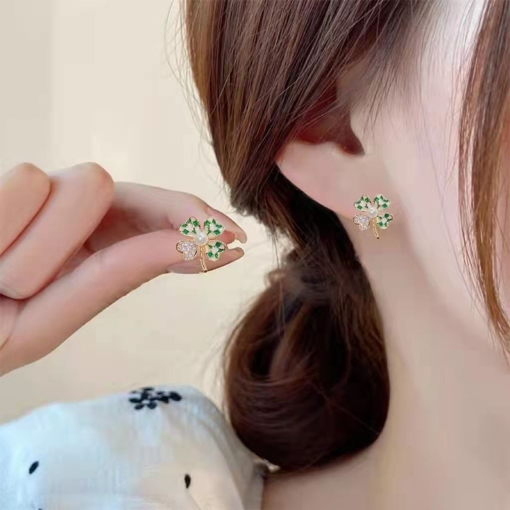 H Women's Simple Diamond-Set Green Plaid Clover Stud Earrings Jewelry Gift
