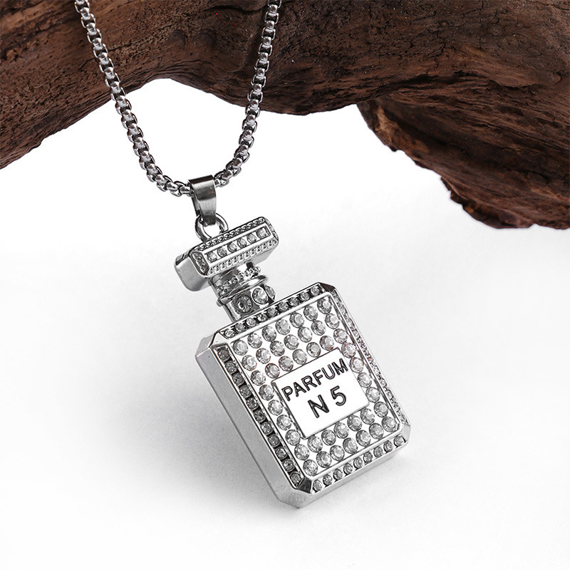 077 Creative Personality Hip Hop Bungee Fashion No. 5 Perfume Bottle With Diamond Pendant Necklace