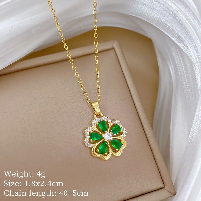 Women 5‑Petal Flower Pendant Necklace,Green & Clear Zircon Inlaid Floral Design,Gold Plated Titanium Steel Chain,Luxury Elegant Clavicle Necklace,All‑match Jewelry for Daily Dating Banquet Party,Stylish Gift for Ladies