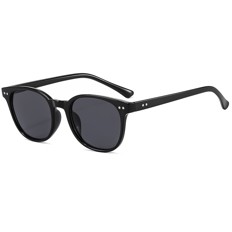 3519 New Fashion Rice Nail Sunglasses 2023 Korean Version Sunglasses Trend Street Shooting Glasses