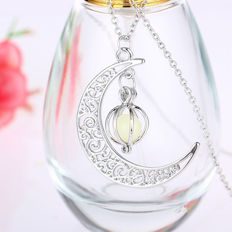 Luminous Enchanted Moonstone Necklace, Hollow Luminous Moon Whirlwind Rotating Bead Necklace Magical Fantasy Fairy Glowing Necklace for Women Girls