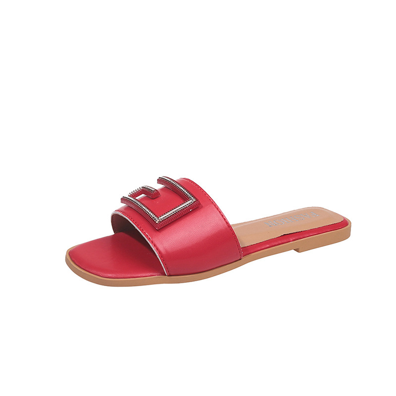 Big size metal clasp cool slipper female 2025 summer new senior feeling all kinds of casual flat one flip-flop female
