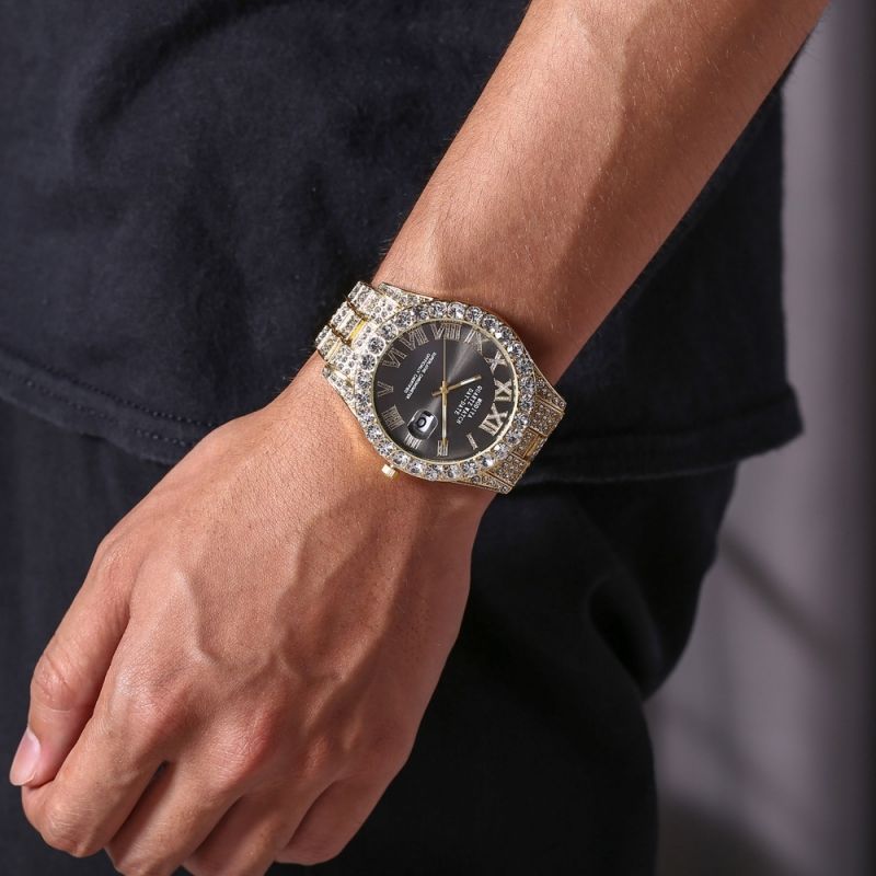 Diamond studded men's watch, gold filled with diamonds, calendar quartz watch CRRSHOP free shipping Wrist Watch Father's Day Gift