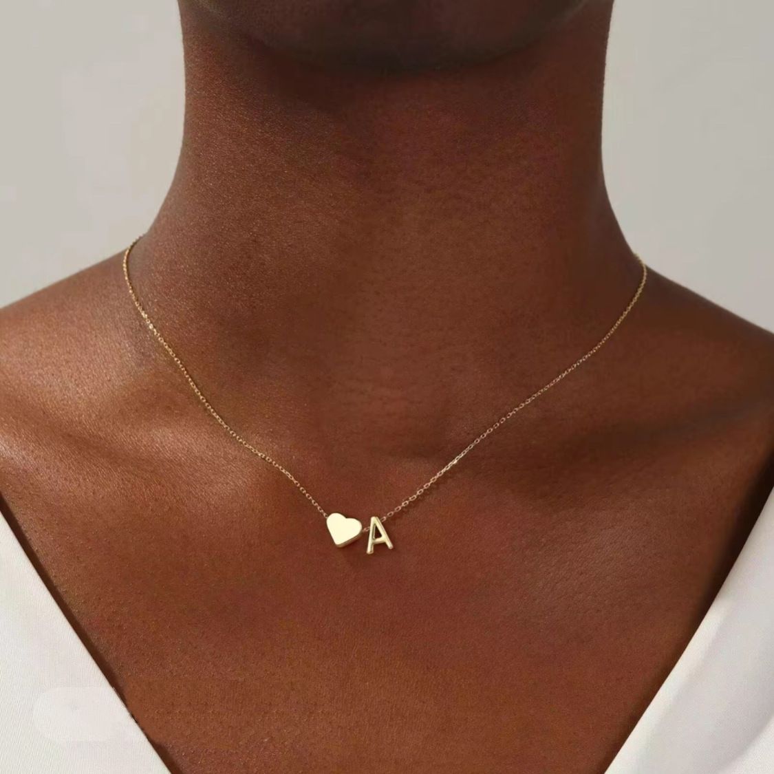 Stainless Steel Initial Letter Necklace With Heart Pendant, Minimalist Dainty Clavicle Chain, 26 Alphabet Custom Initial Charm Choker, Premium Titanium Steel Non-tarnish Jewelry, 40+5cm Adjustable Length, 3.5-4.5g Lightweight Daily Wear Accessory, Gold & Silver Two Color Options, Hypoallergenic Delicate Neckpiece For Daily Outfit, Casual Elegant Minimal Fashion Jewelry For Daily Styling And Layering Wear
