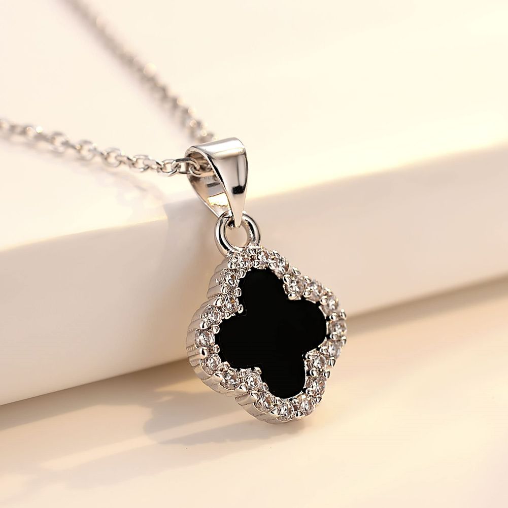2 Side Crystal Clover Necklace for Women 18K Gold Plated Stainless Steel Four Leaf Lucky Pendant Black & White Cubic Zirconia Jewelry for Mother and Daughter