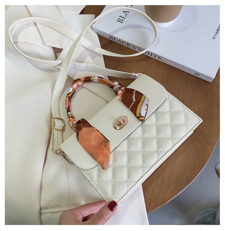  Trend Fashion Embroidery Ladies Purse Girls Soft Pu Leather Shoulder Handbags Luxury Women Hand Bags Ladies With Scarves