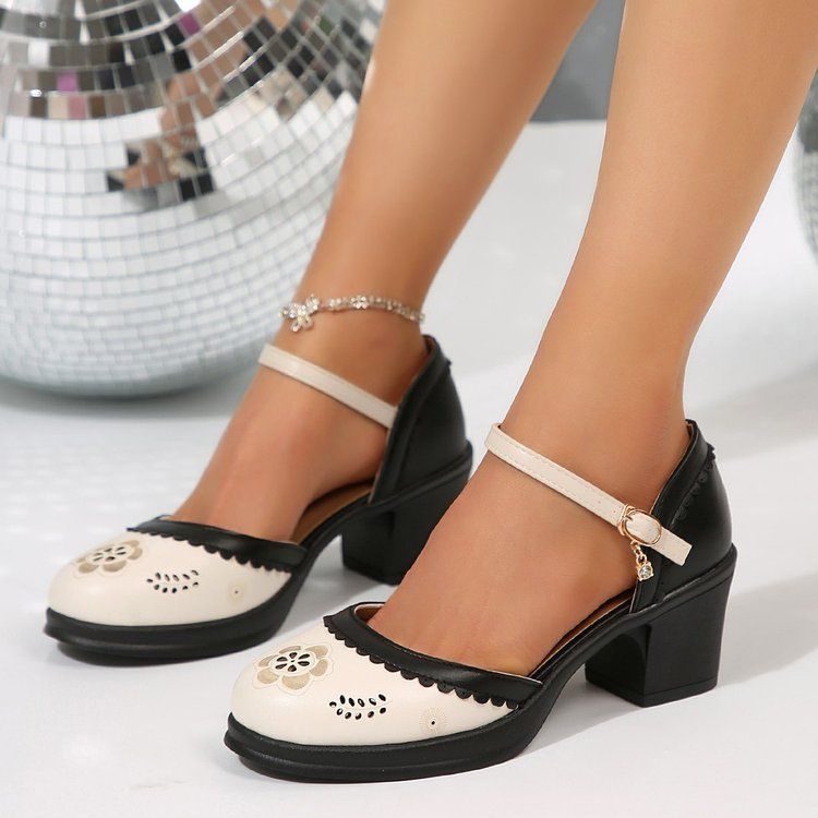 2025 Summer Women's Plus Size Closed Toe Sandals Chunky Heel Hollow Out Single Strap Buckle凉鞋 Wide Width Mid Heel Sandals