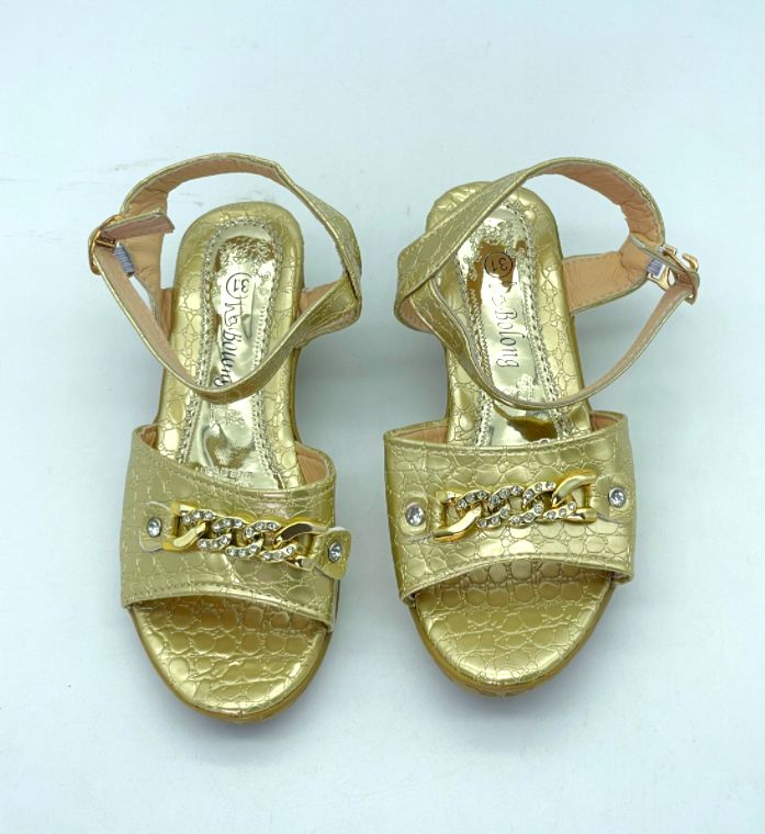 Girls new summer fashion elegant lightweight gold diamond chain design gold sandals